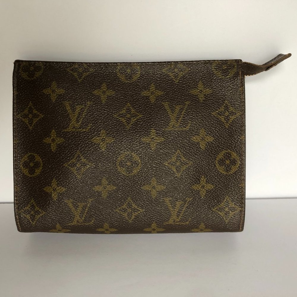Vintage Louis Vuitton Monogram Cosmetic Pochette Bag